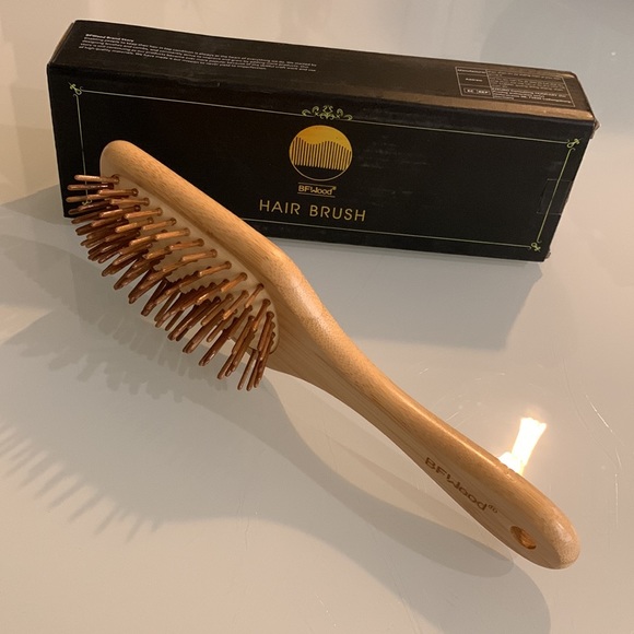 Hair brush and hair towel set - Picture 4 of 13